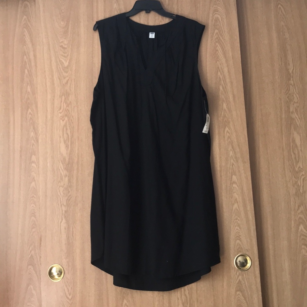 NEW Black flowy dress